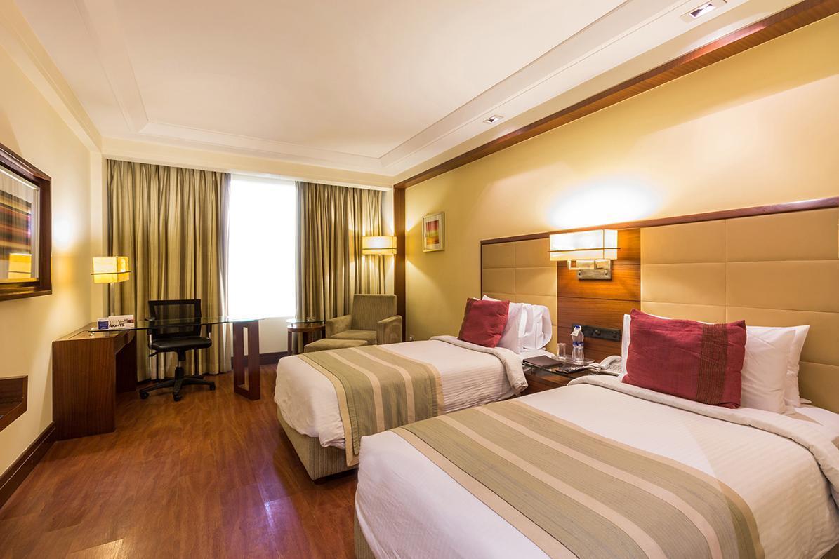 Park Inn Γκουργκάον Εξωτερικό φωτογραφία