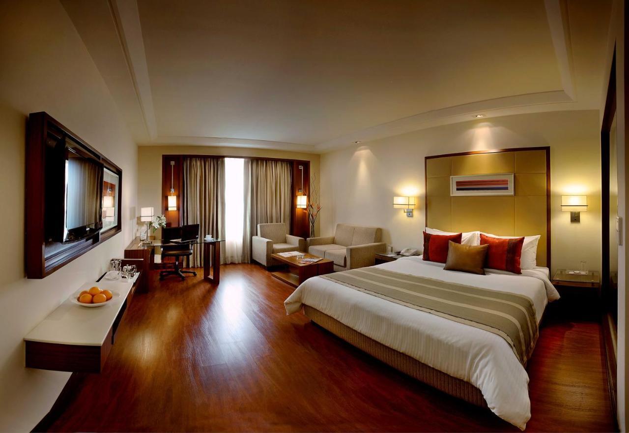 Park Inn Γκουργκάον Εξωτερικό φωτογραφία